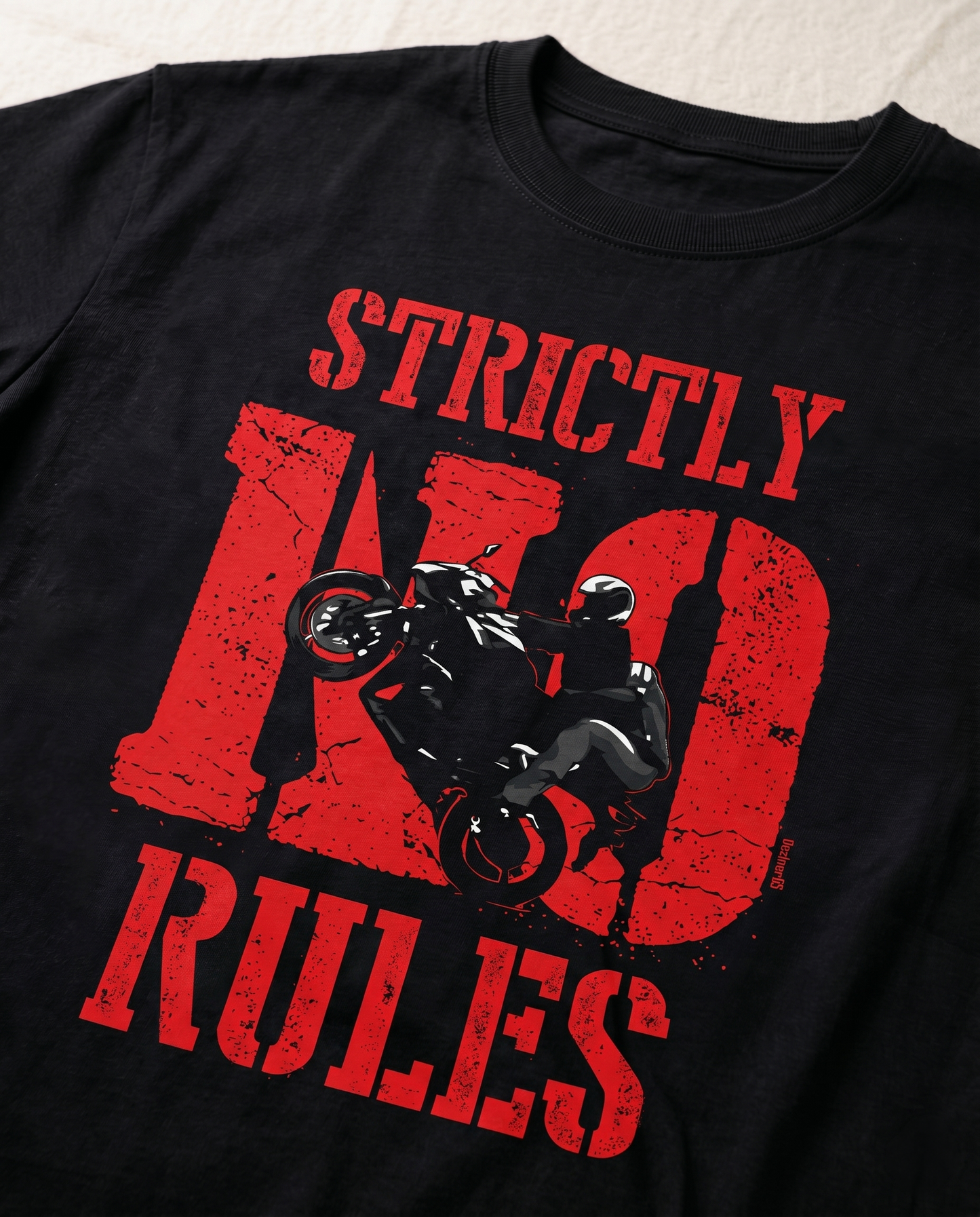 Detailed close-up of the STRICTLY NO RULES graphic print highlighting typography and premium print quality on a black men's regular-fit t-shirt.